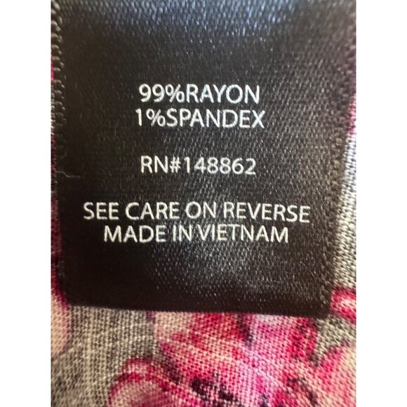 Torrid Plus Size 3X Floral Sleeveless Blouse Gray Pink - Picture 16 of 16